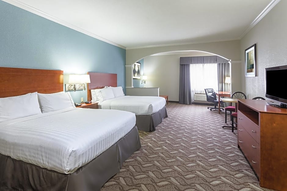 Holiday Inn Express Hotel and Suites Lake Charles