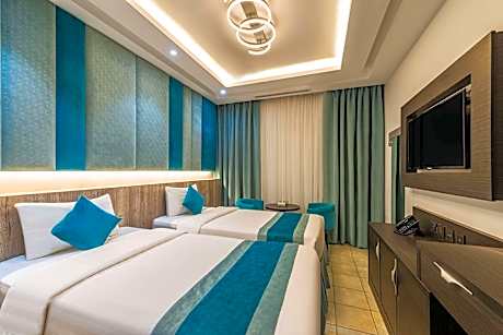 2 Single Beds, Nonsmoking, Standard Room, Air Conditioning