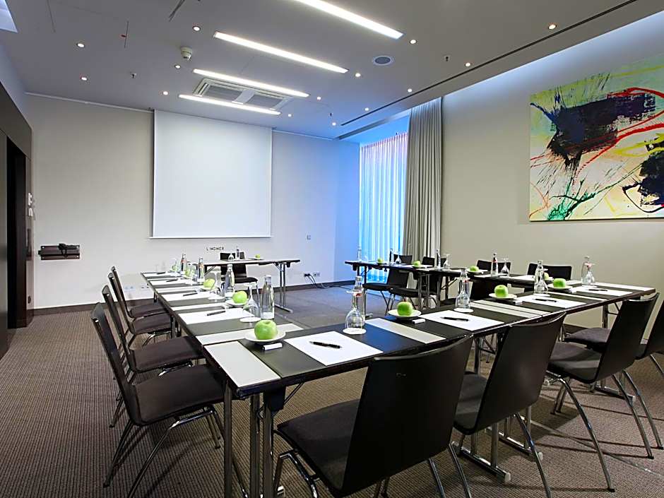 Lindner Hotel Berlin Ku'damm, part of JdV by Hyatt