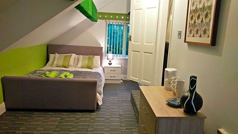 Old Trafford Guest House
