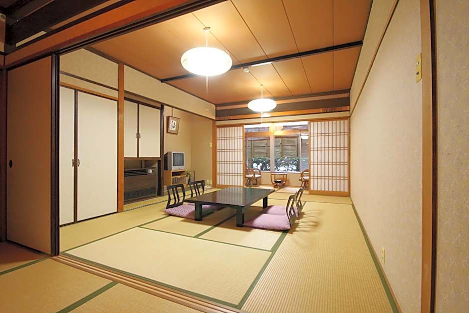 Gyokusenkaku