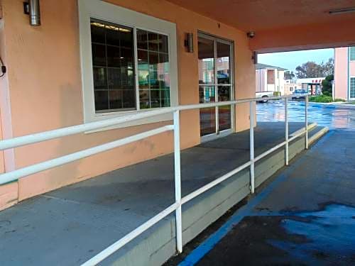 Inns of California Salinas