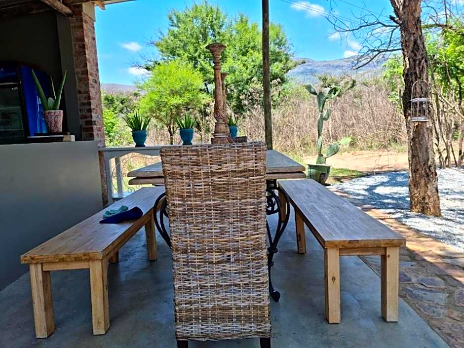 Crocodile Sands River Lodge