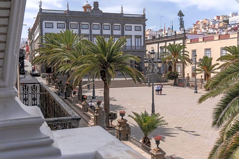 Santa Ana Suite & Rooms