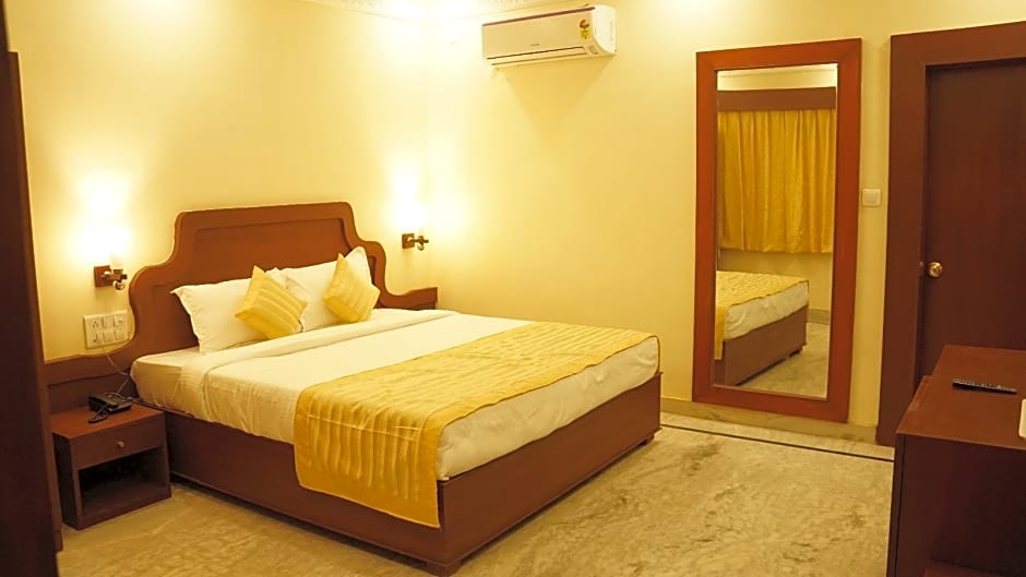 Hotel Khajuraho Temple View