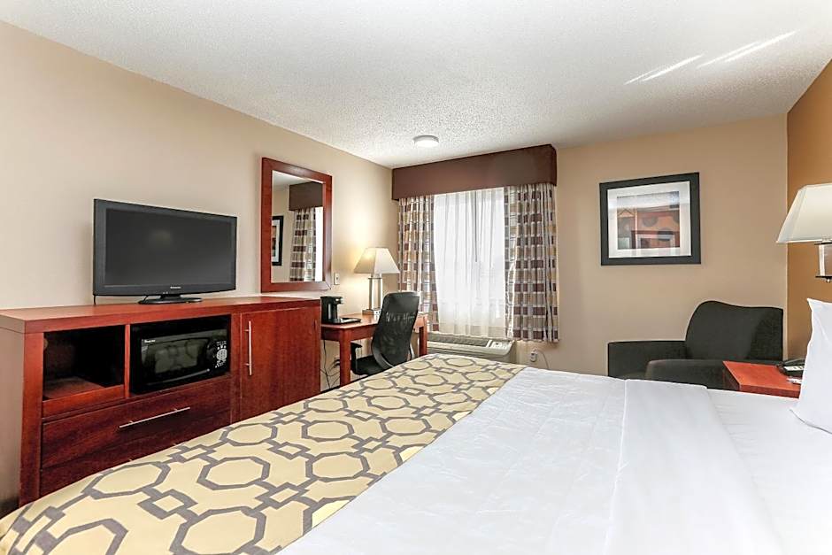 Baymont by Wyndham Bowling Green