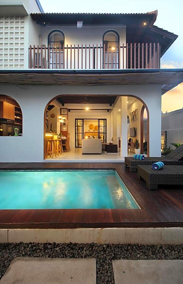 Sudha Villa Bali Anyelir
