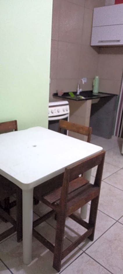 Recanto Pousada JU&JU com piscina COMPARTILHADA