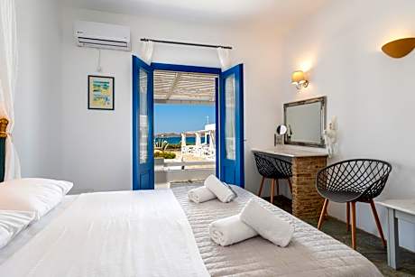 Deluxe Double Room with Balcony and Sea View