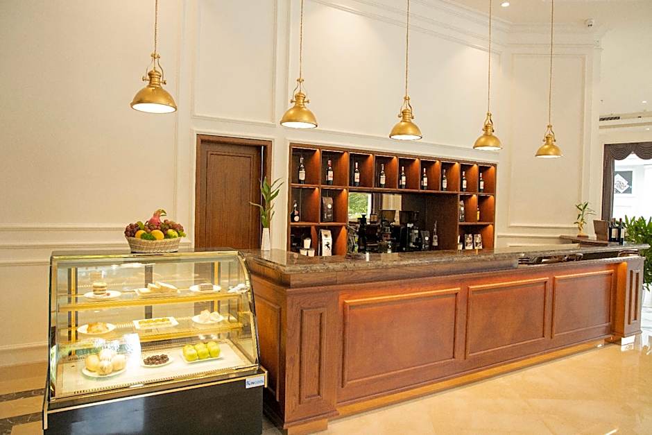 Pearl River Hotel & Apartment