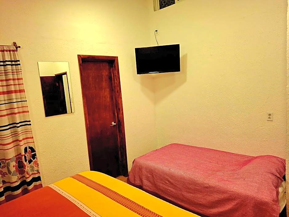 Finca Mc'Clau Teotihuacan, Casa residencial entera