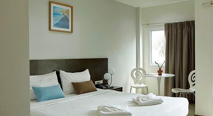 Rhienchai Place Hotel