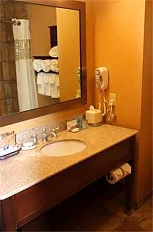 Hampton Inn & Suites Wiggins