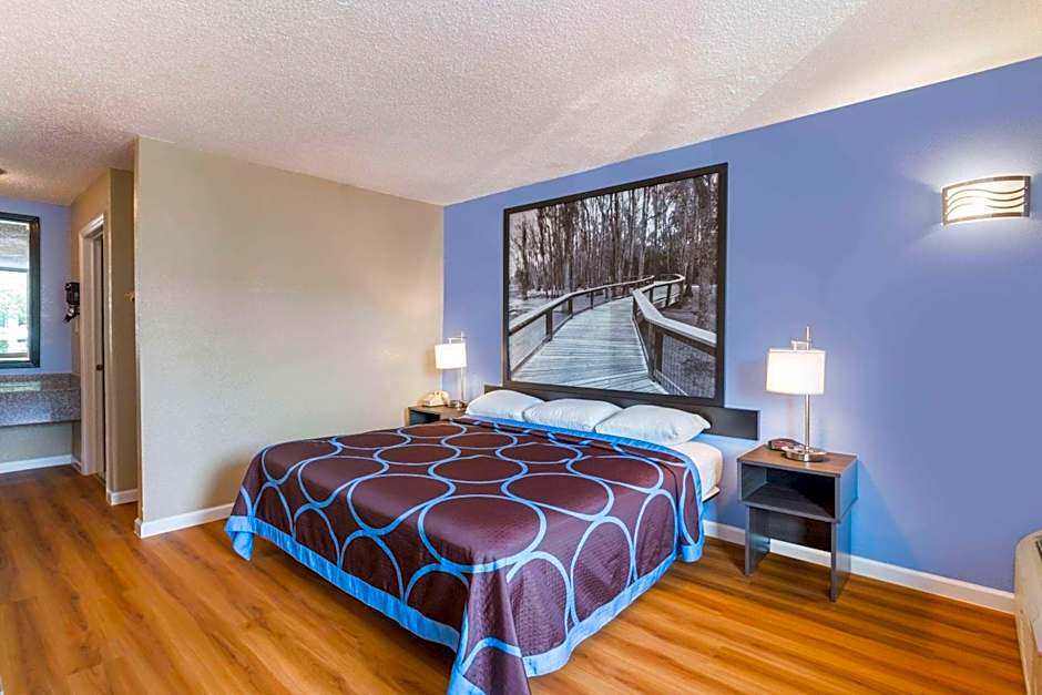 Super 8 by Wyndham Hardeeville