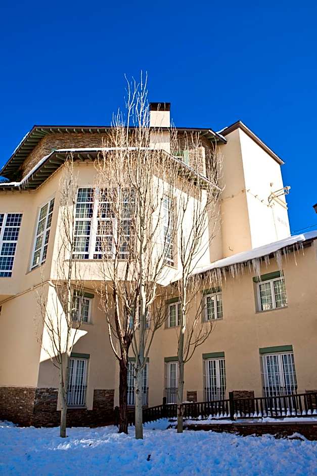 Hotel Apartamentos Trevenque