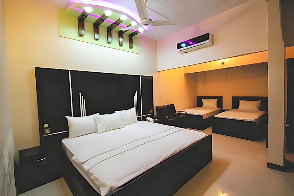 Regalia Inn – Karachi, TX