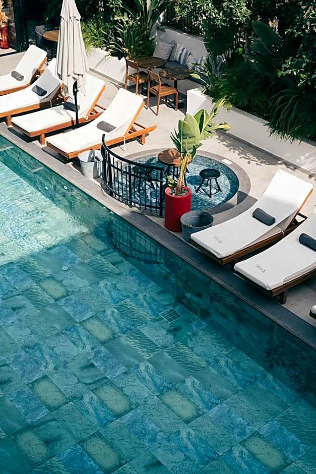 Primus Alacati Adult Only