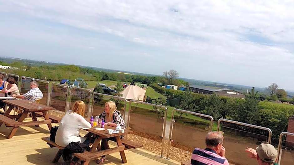 Original Glamping Pod with Hot Tub