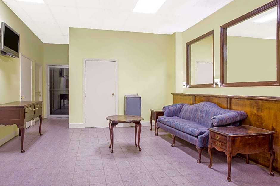 Days Inn by Wyndham Milledgeville