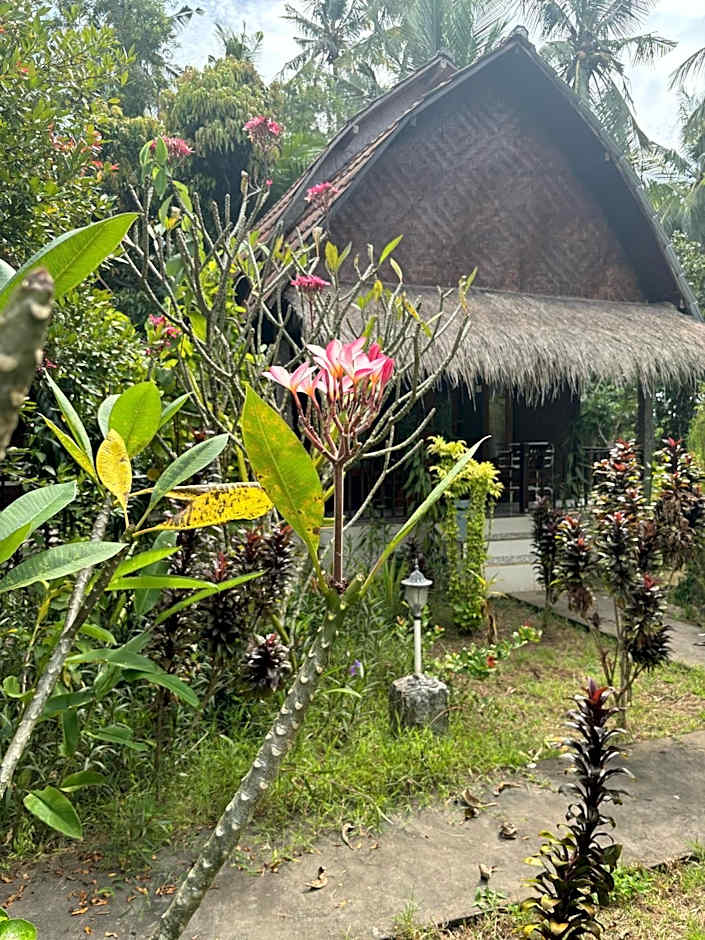 Kubu Artha Bungalow Nusa Penida
