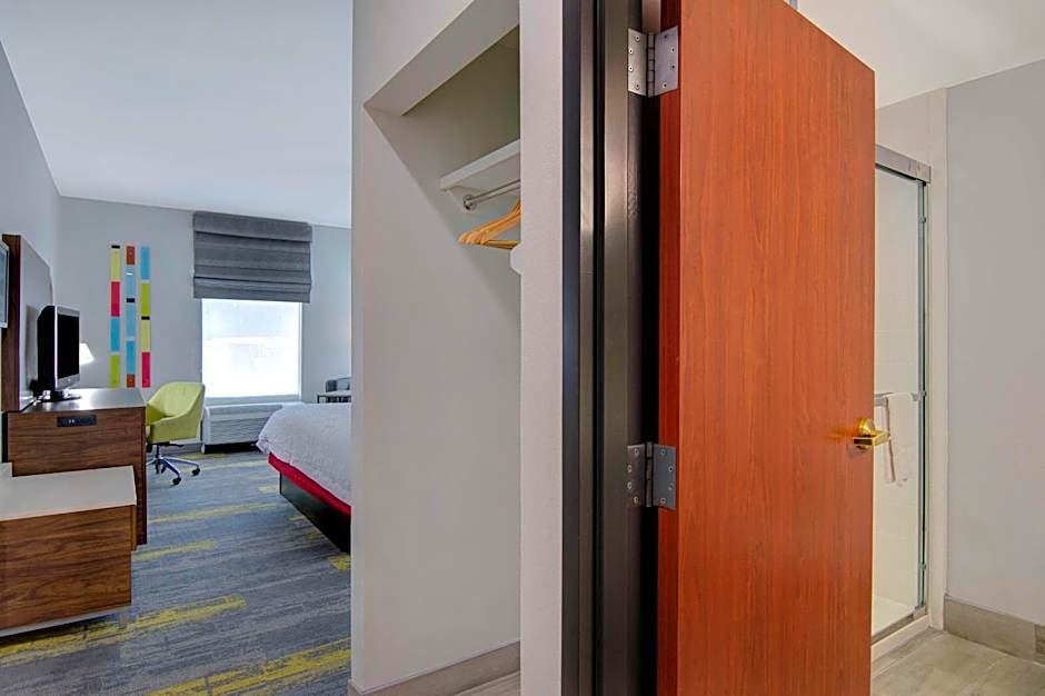 Hampton Inn By Hilton Fayetteville