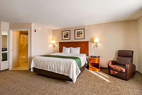 1 Queen Bed Nonsmoking