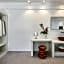 Anchor Suites