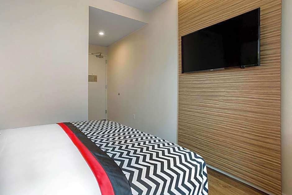Insignia Hotel Brooklyn, Ascend Hotel Collection
