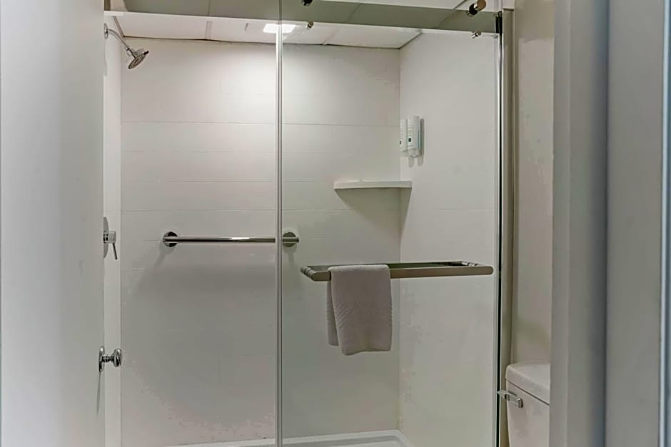 Quality Inn Smoketown - Lancaster Area