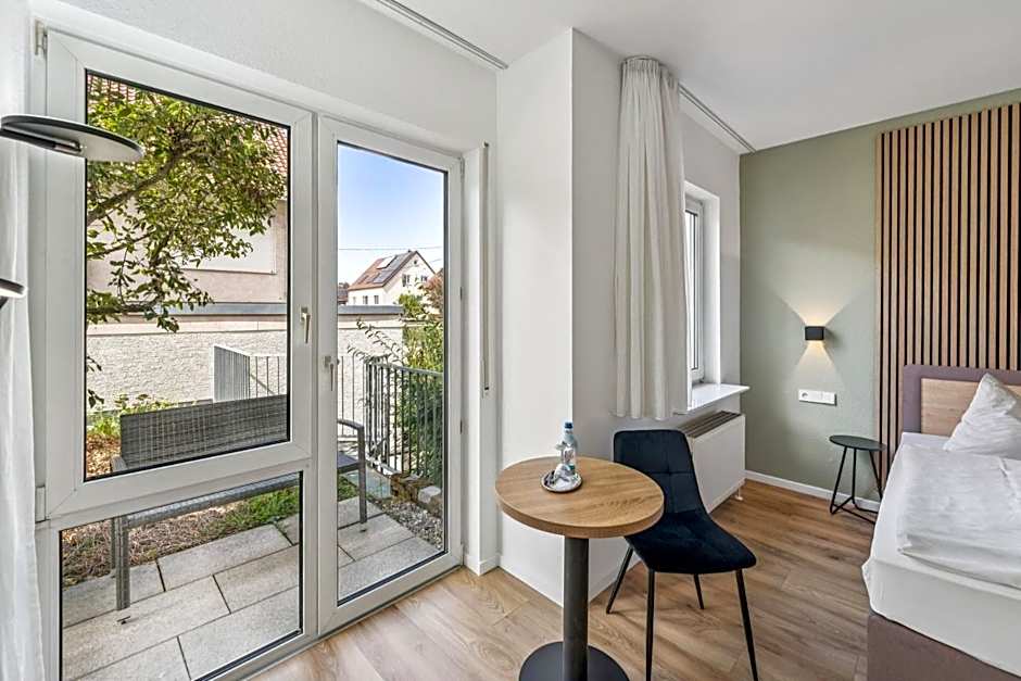 NEU Apart-Hotel Kraut 24-7 Check In Nähe Messe-Airport