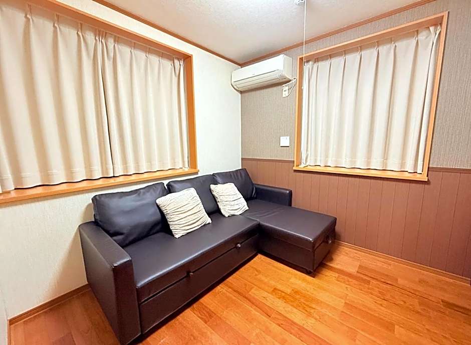 J-2S JR Yamanote Komagome, 3 storey 101sq 4BR, FreePark