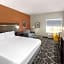 La Quinta Inn & Suites by Wyndham Olathe