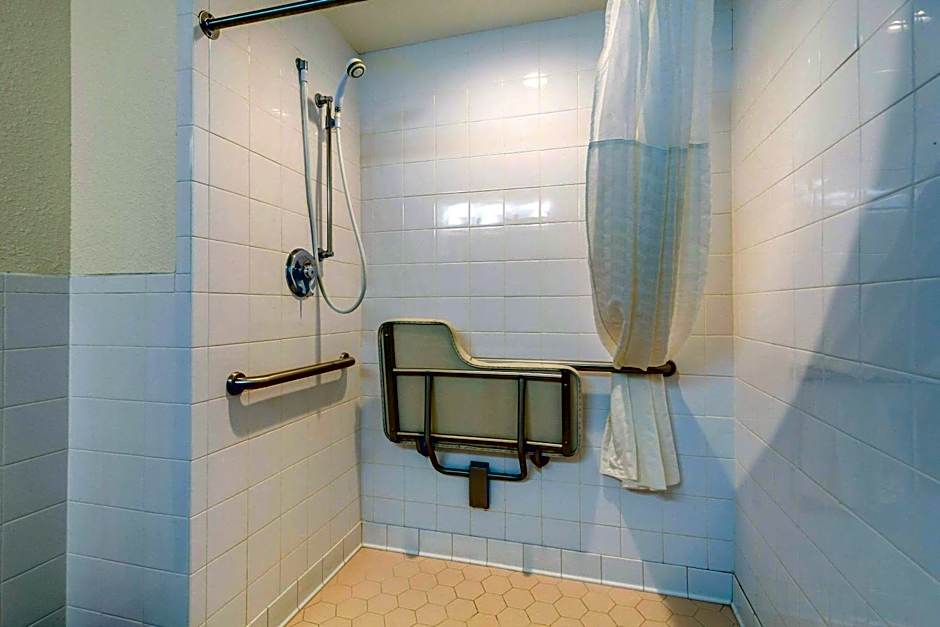 Quality Inn & Suites Olde Town