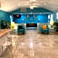 3Gulls Inn Ozona-Boutique Hotel-Steps from Restaurants & Brewery-SwimSpa Pool-Pet Friendly
