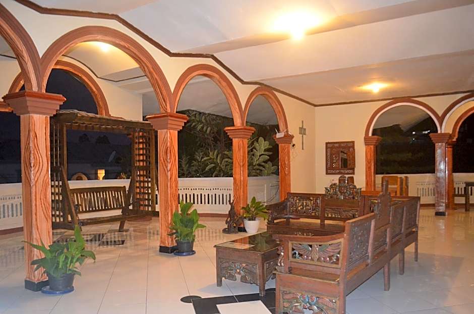 Silverin Resto and Hotel Bajawa