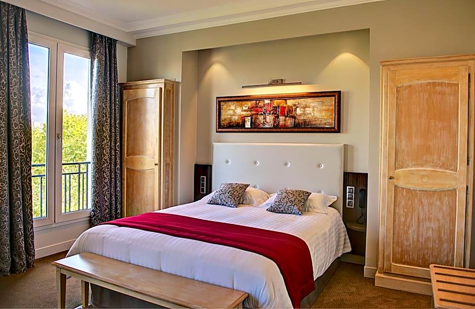 Hotel Du Midi Paris Montparnasse