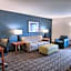 Heritage Inn & Suites St. Louis/Fenton, Trademark by Wyndham