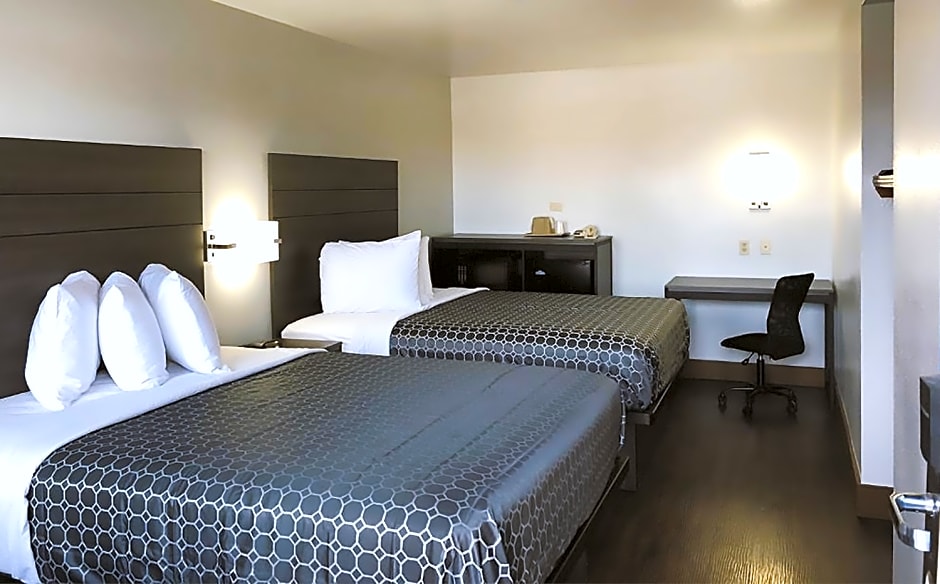 Sky Palace Inn By Jasper Near AT & T Center
