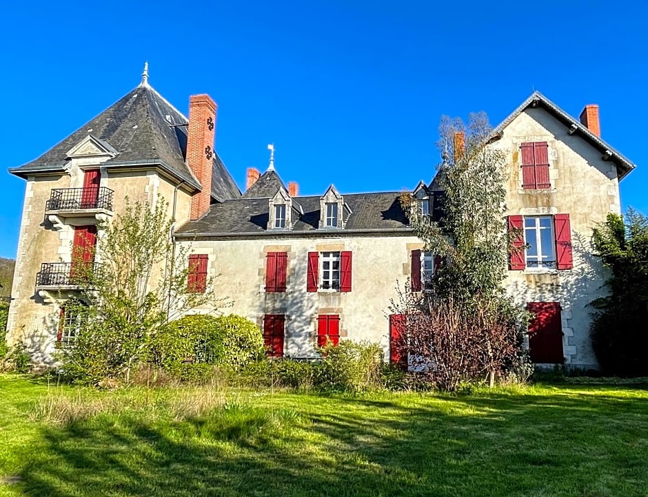 Chateau de la Combe suites