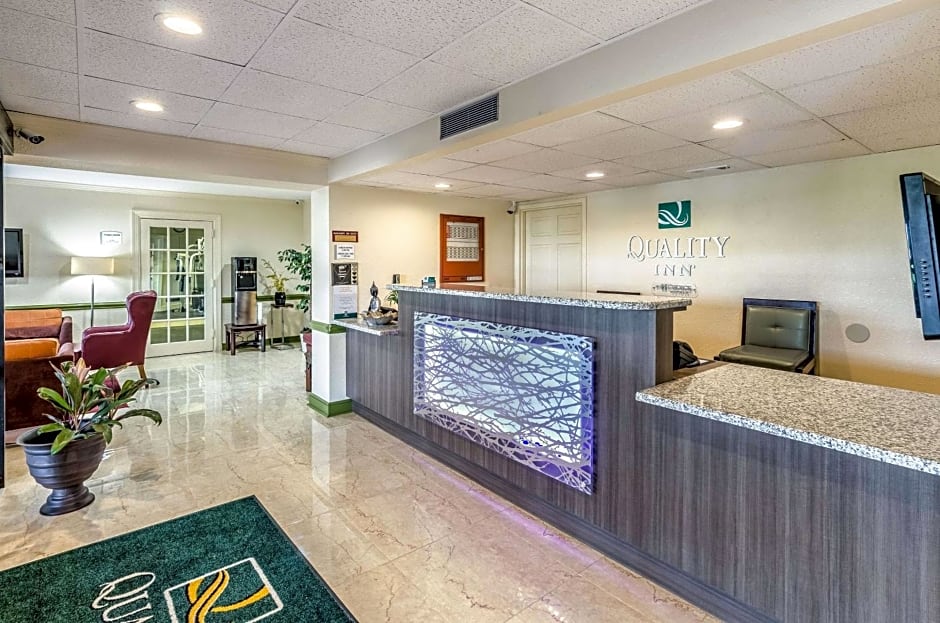 Quality Inn Roanoke-Tanglewood