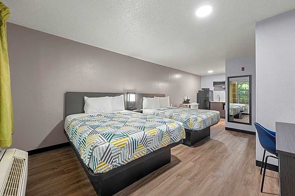 Studio 6-Roswell, GA - Atlanta