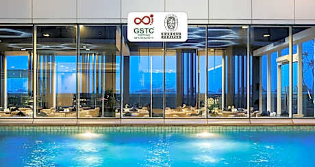 Best Western Premier The Hive Hotel