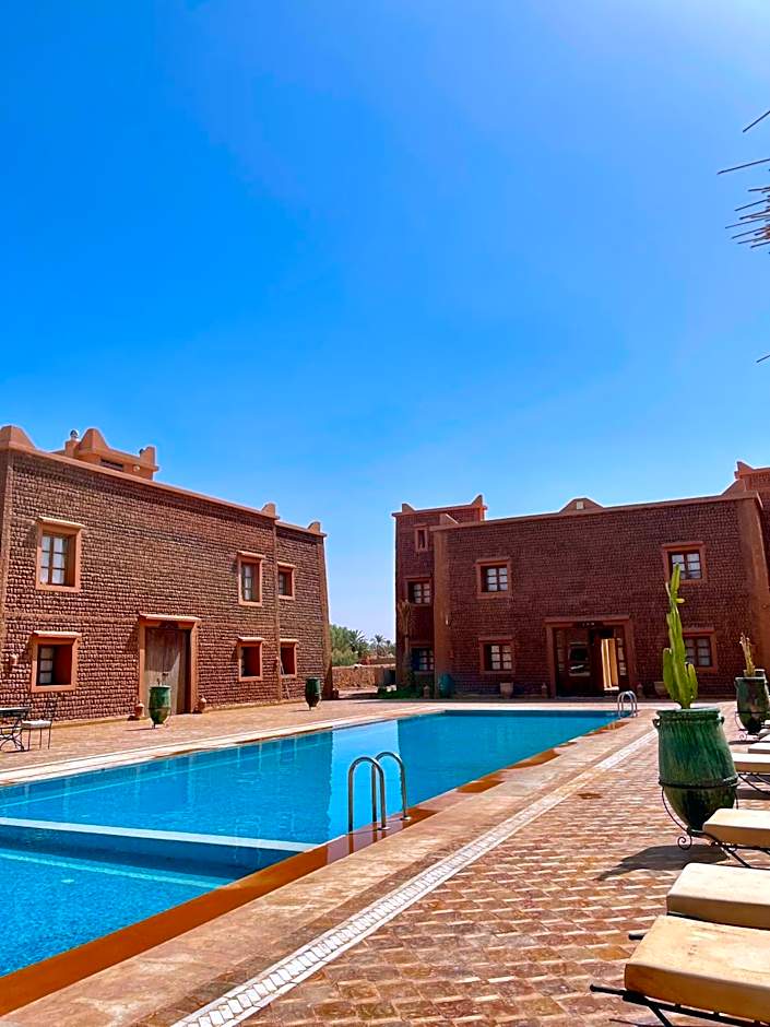 Bab Rimal - Desert Hotel in M'hamid El Ghizlane
