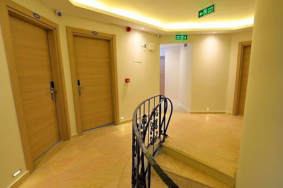 Calis Hotel