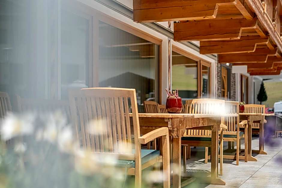 Hotel Schöpf - Mountain Hideaway