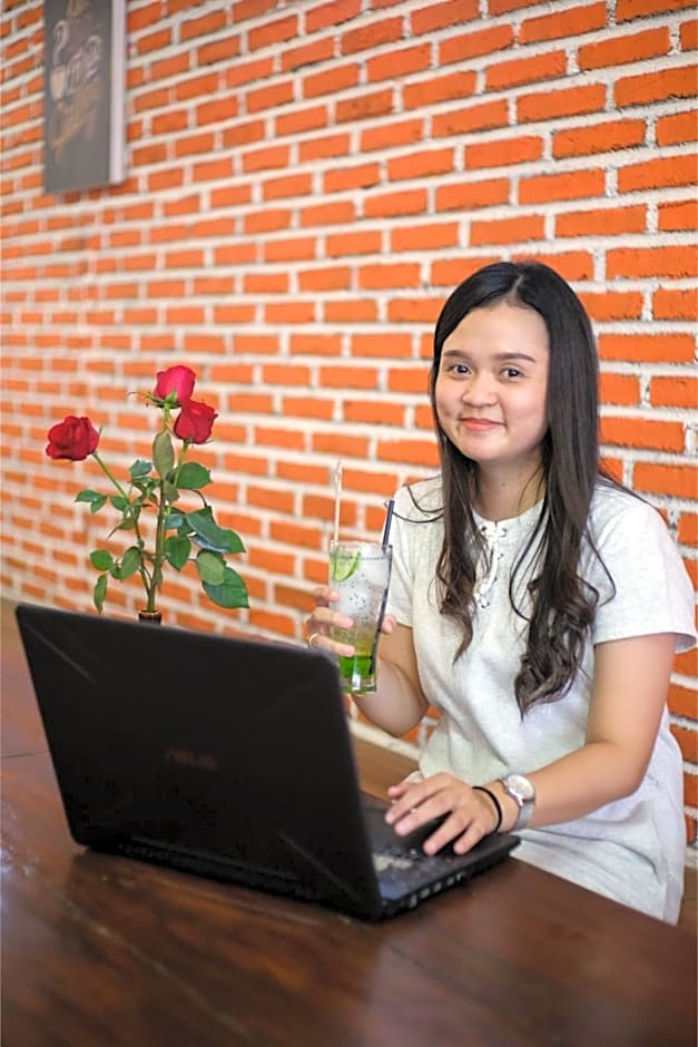 Red Orchid Hotel by Sajiwa