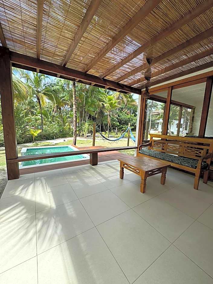 Kíria's Village Beach House