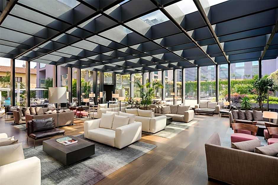 Hilton Lake Como
