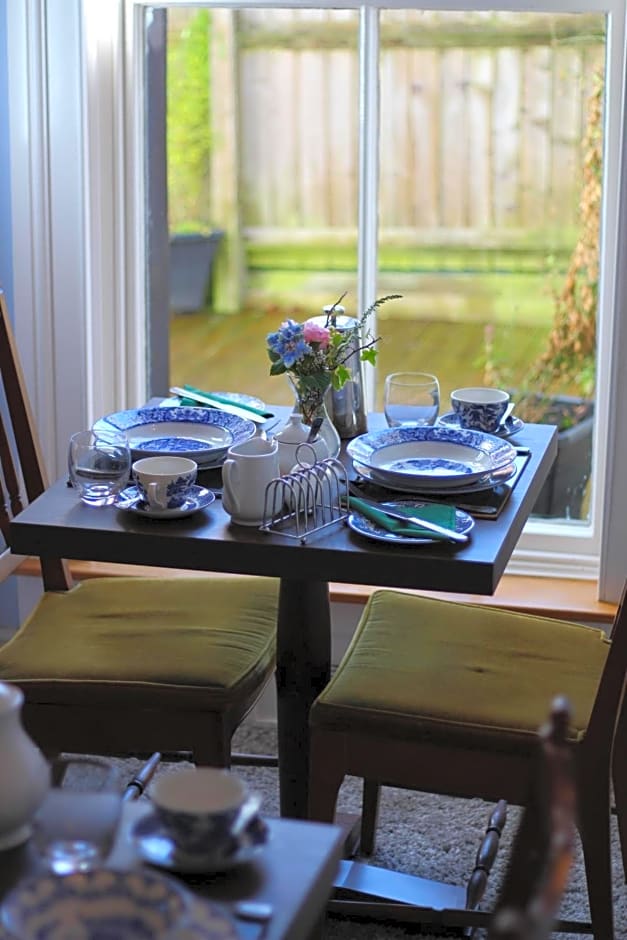 Eagle House - Award Winning B&B and Apartment