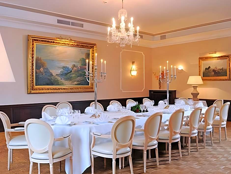 Hotel Lodewijk Van Male